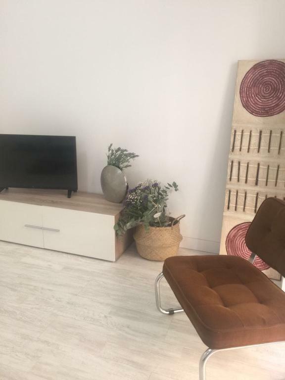 Apartamento Avenida De Portugal Λογκρόνο Εξωτερικό φωτογραφία