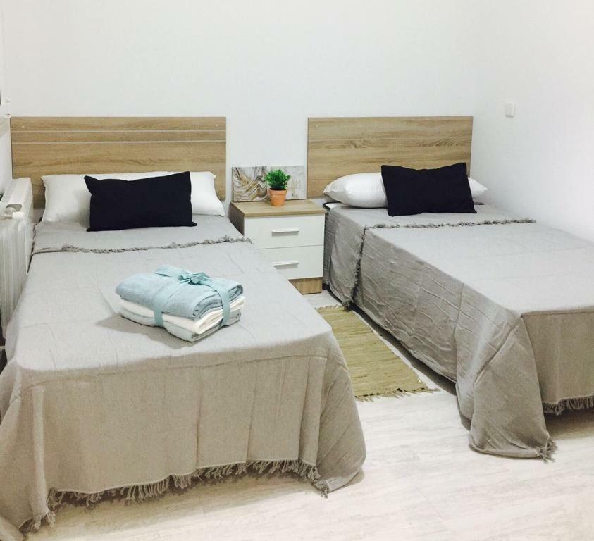 Apartamento Avenida De Portugal Λογκρόνο Εξωτερικό φωτογραφία